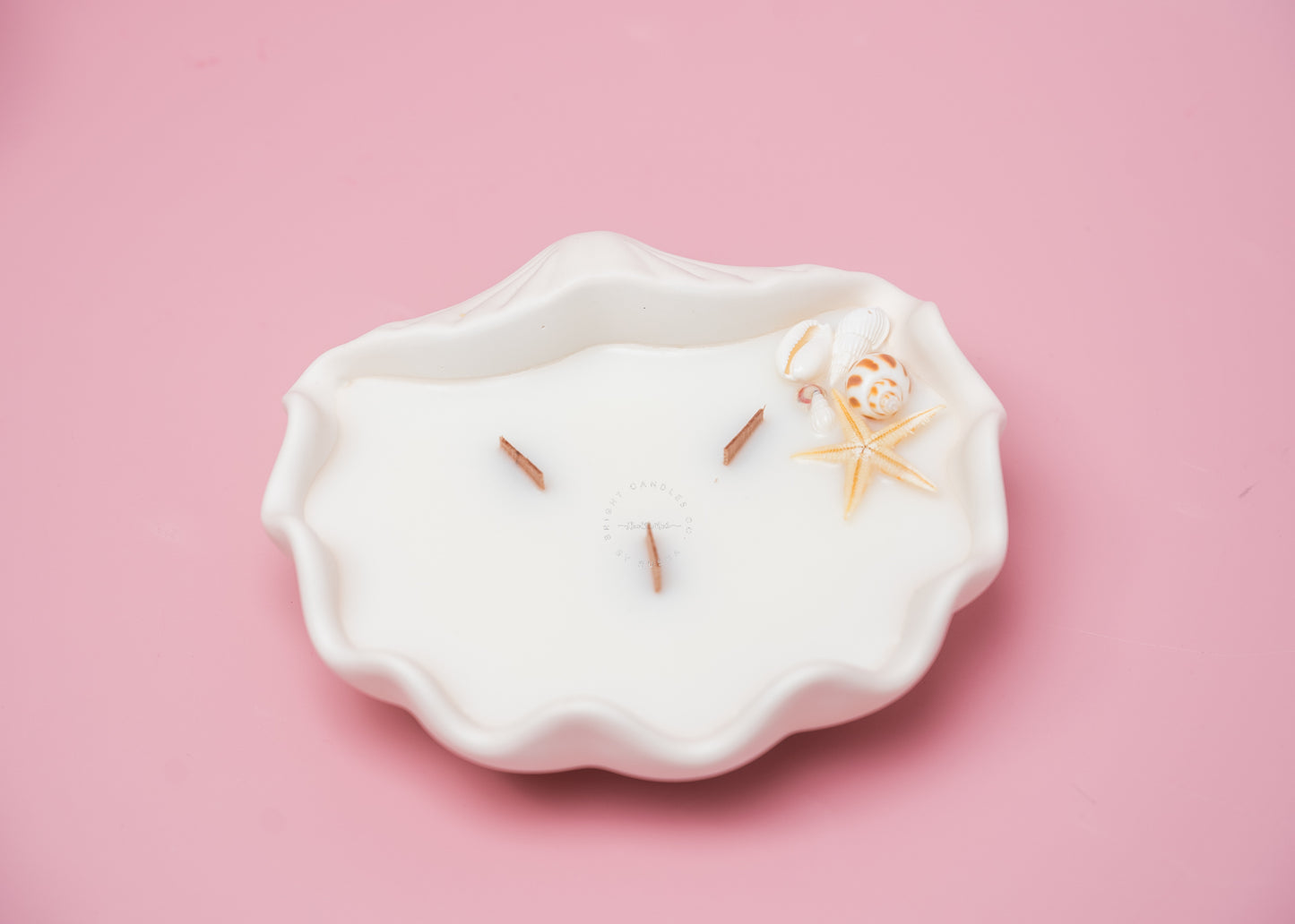 Seashell Scented Vessel Candle