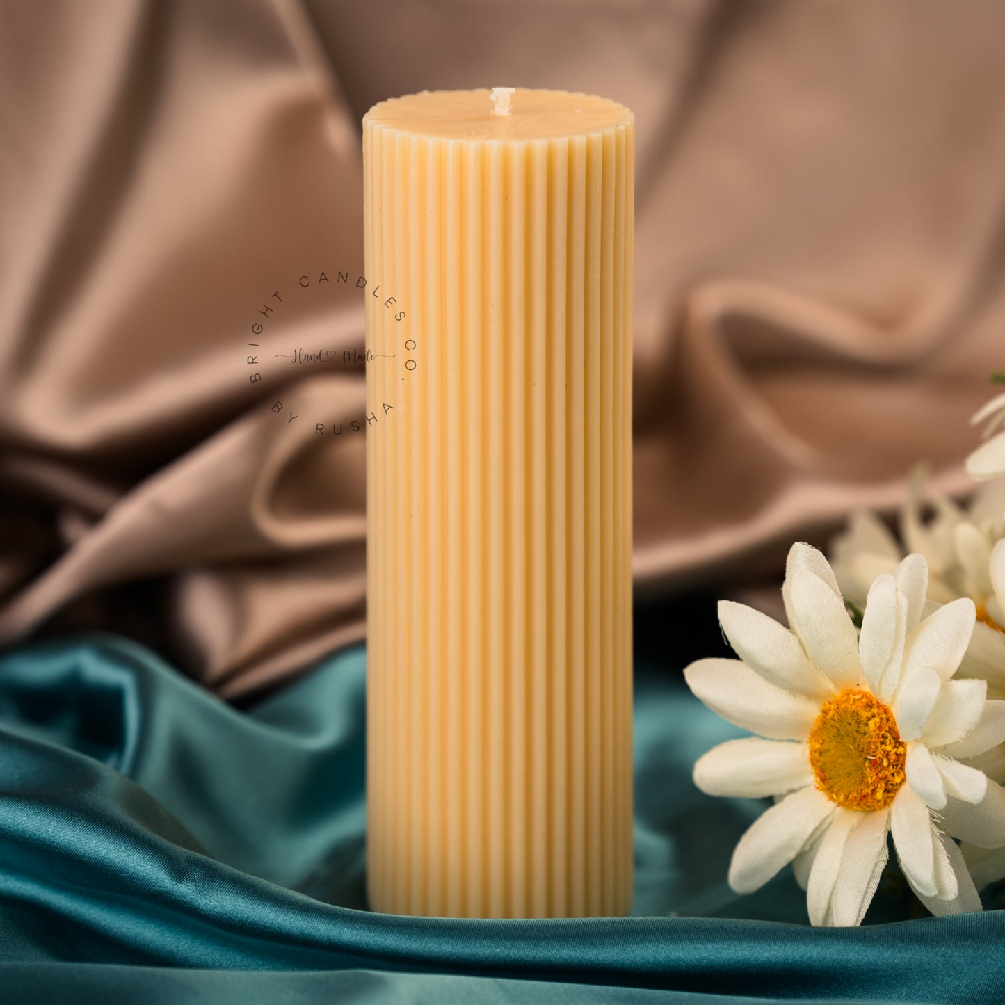 Ribbed Candle